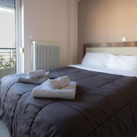 Central Apartment With Parking Larissa Exterior foto